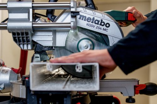 KGSV 254 MC Fejező és gérvágó fűrész