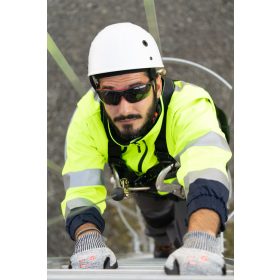 C20 VISSZAHÚZHATÓ ZUHANÁSGÁTLÓ, ACÉLSODRONY 20M