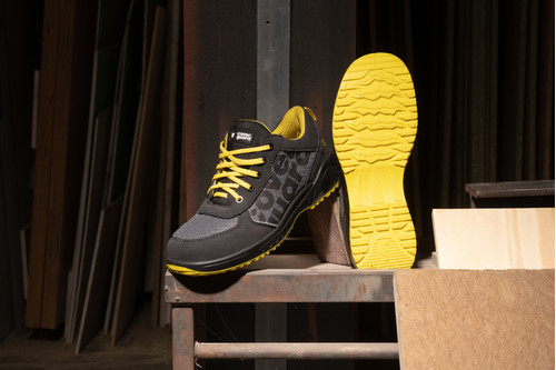 CLAW SWIFT S1P SRC ESD FEKETE/SÁRGA HÁLÓS VÉDŐFÉLCIPŐ_38