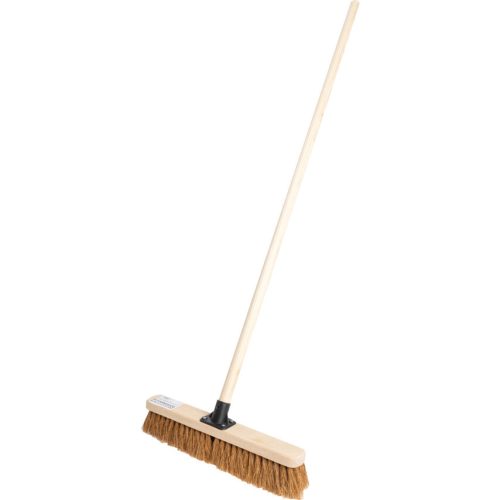 Cotswold - 18" KÓKUSZ SEPRŰ 48" FA NYÉLLEL