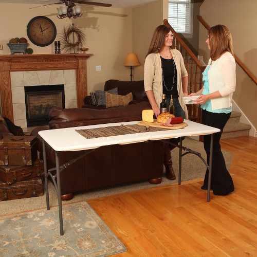 LIFETIME összecsukható asztal 150 cm 